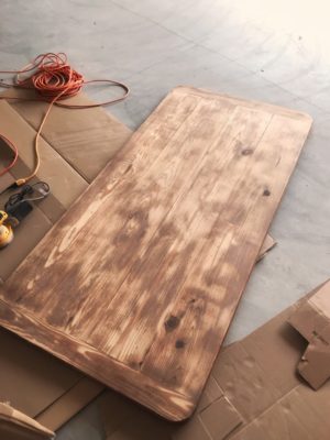 DIY FARMHOUSE TABLE