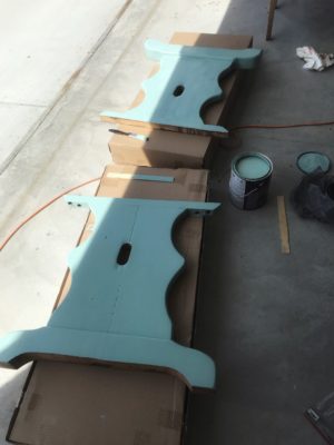 DIY FARMHOUSE TABLE MAKEOVER