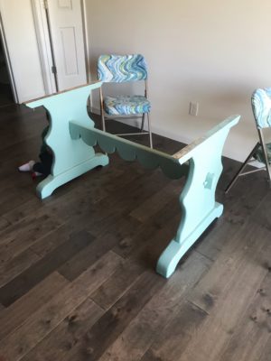 DIY FARMHOUSE TABLE MAKEOVER